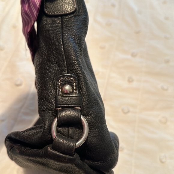 Coach Bag F15064 hobo black leather with scarf. Used Condition. Interior Stains. - Picture 12 of 13